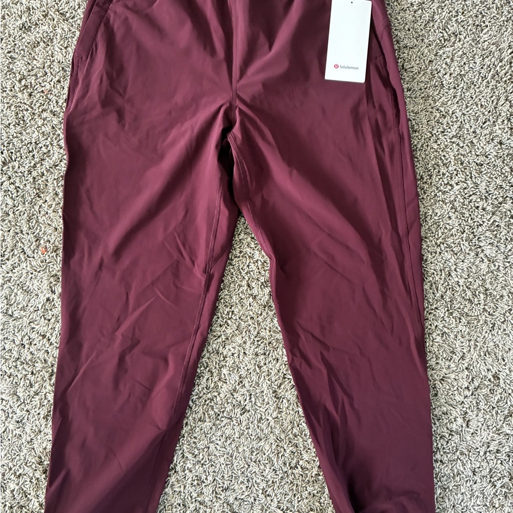 Lululemon Adaptated State Jogger/Brand New!!*